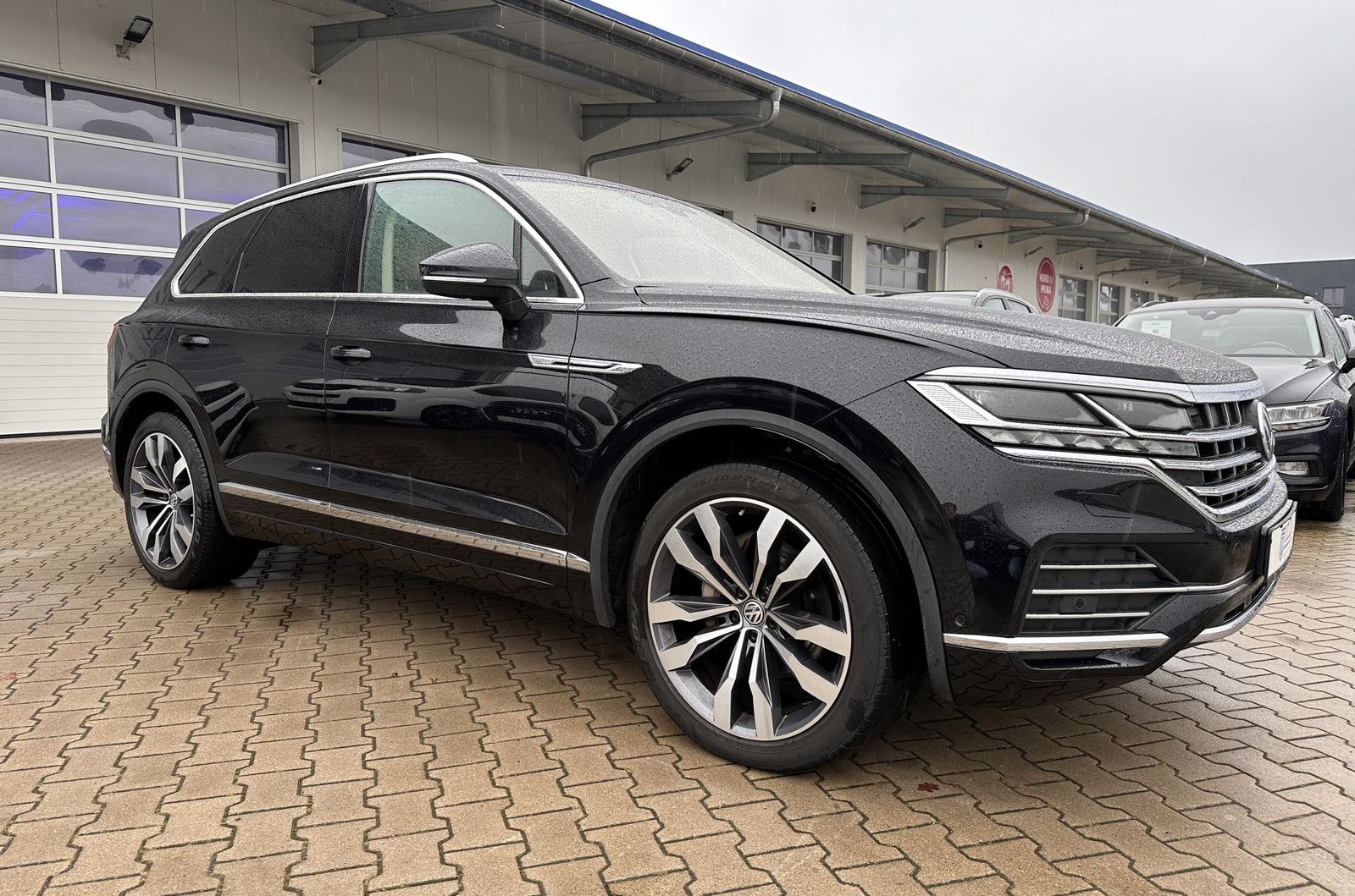 Fahrzeugabbildung Volkswagen Touareg 3.0 TDI*4Motion*AHK*Pano*HeadUp*Cam*