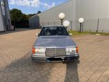 Mercedes-Benz E 230 - gebrauchte Mercedes-Benz E 230 aus dem Jahr 1992