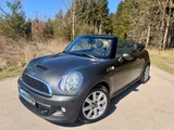 MINI Cooper S Cabrio  - MINI Cooper S Cabrio mit Schiebedach
