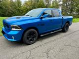Dodge RAM 1500 - blaue Dodge RAM