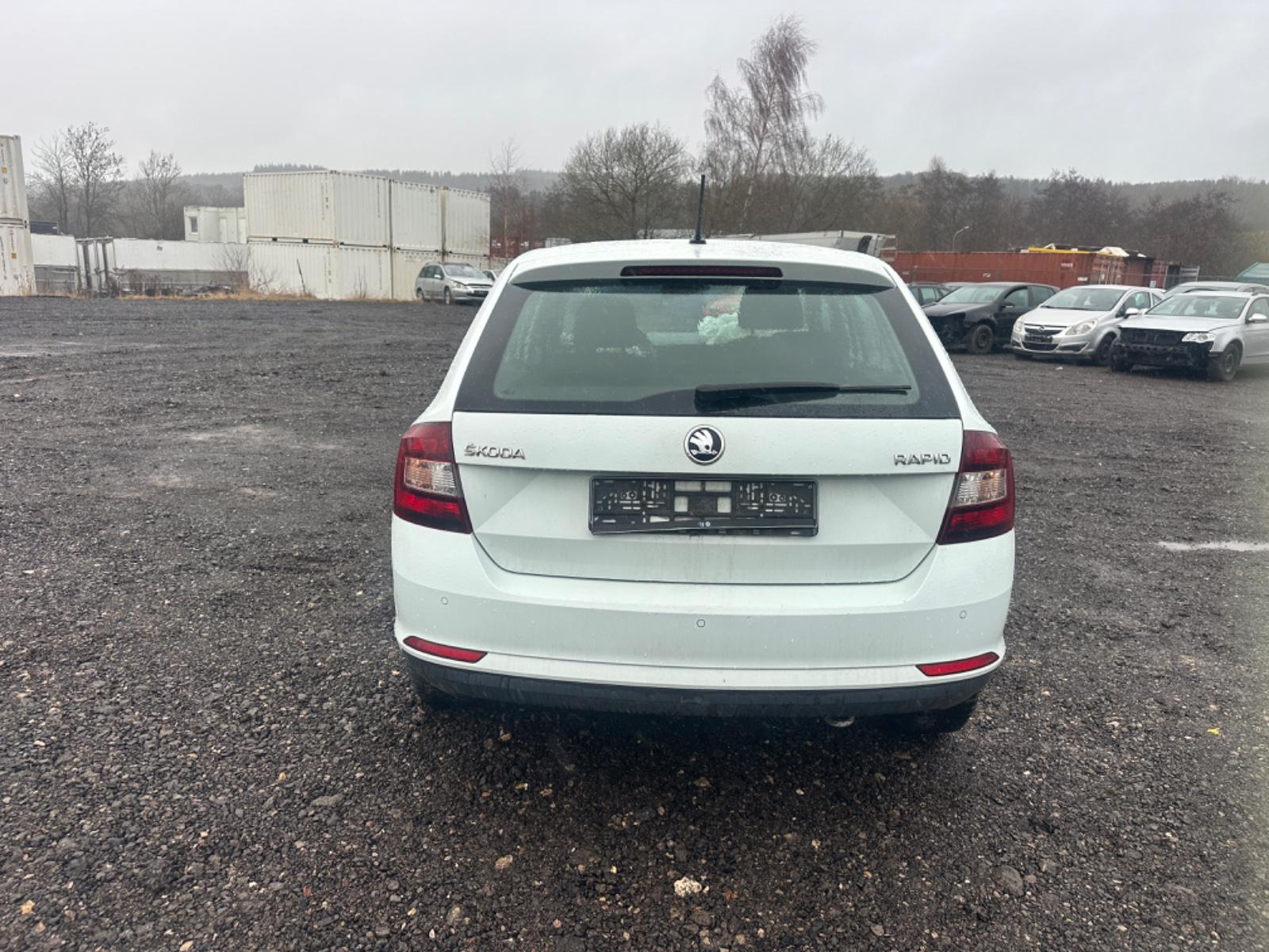 Skoda Rapid Spaceback Cool Edition