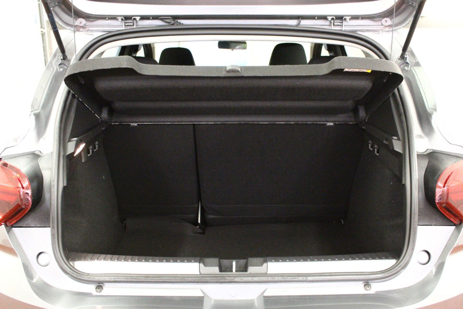 Fahrzeugabbildung Dacia Sandero TCe 90 Stepway Expression*Winterpaket*