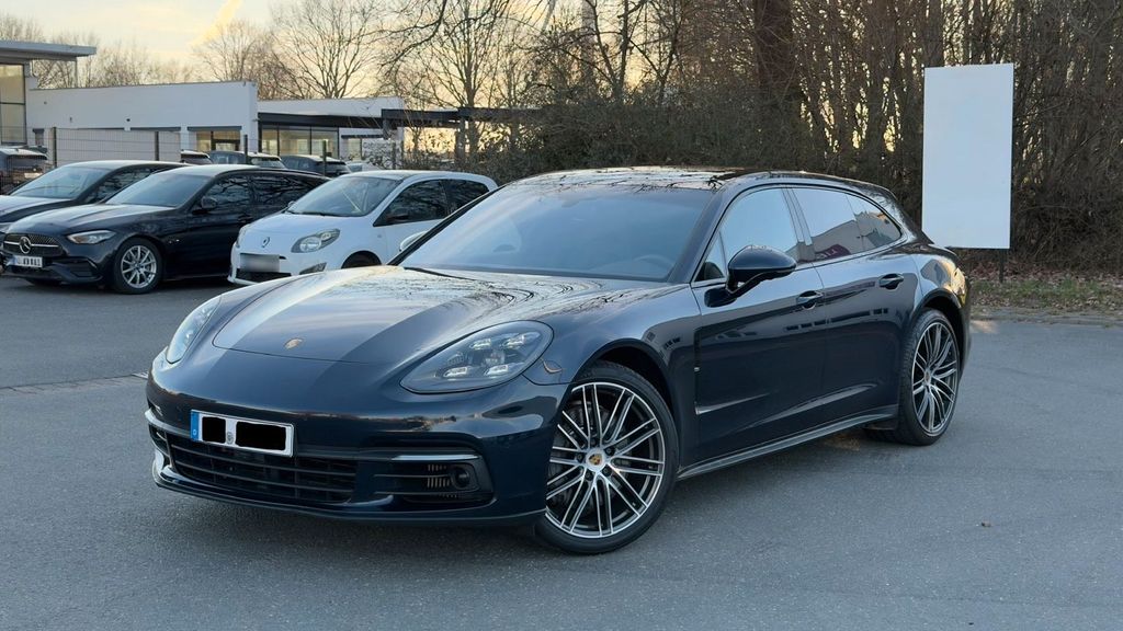 Image of Porsche Panamera