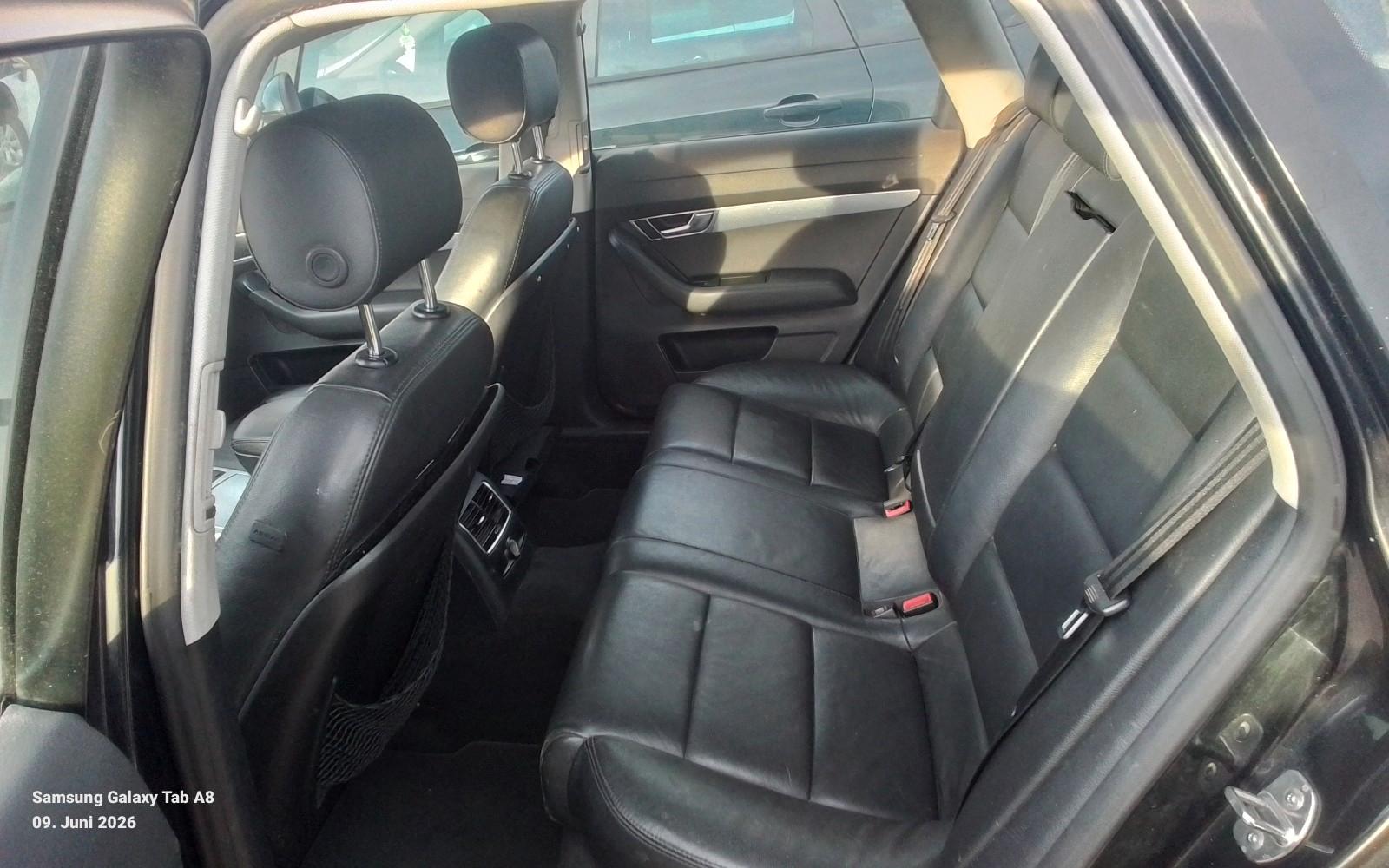 Audi Quattro 2011 — photo 11