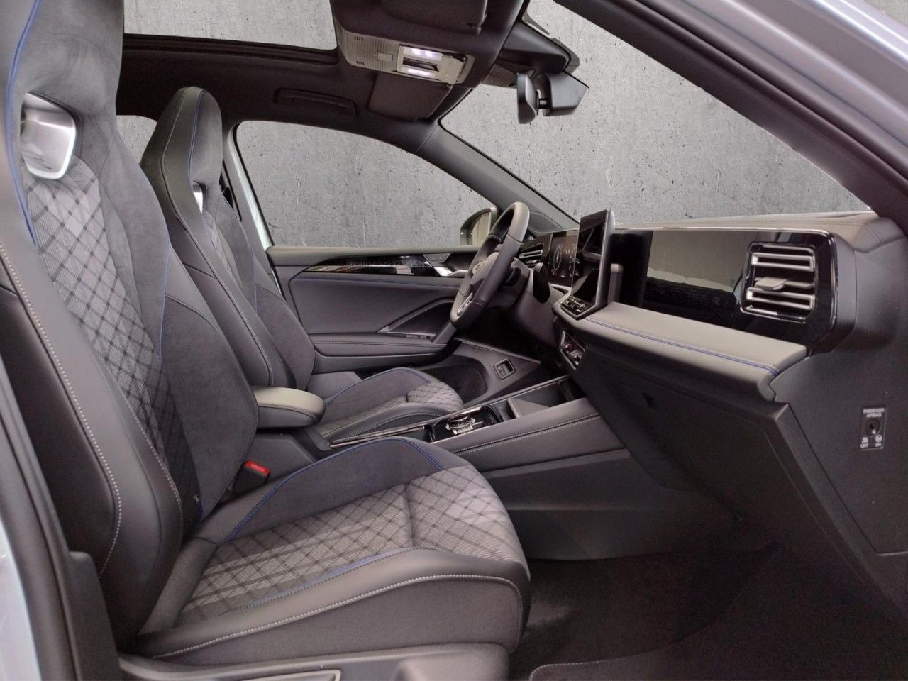 Tiguan R-Line 1.5 eHybrid DSG Klima Navi