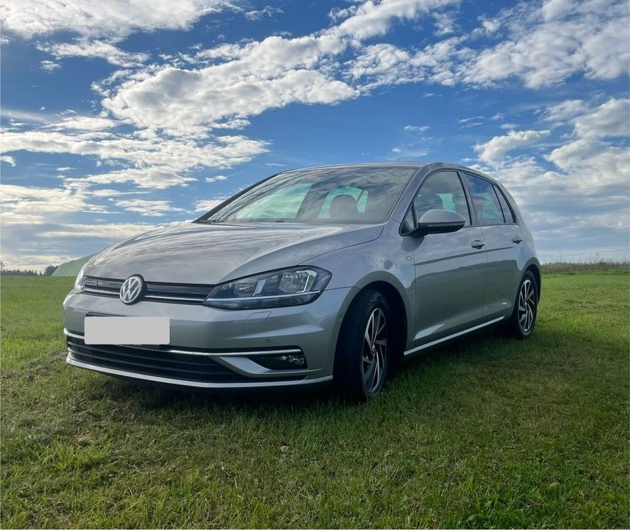 Image of Volkswagen Golf