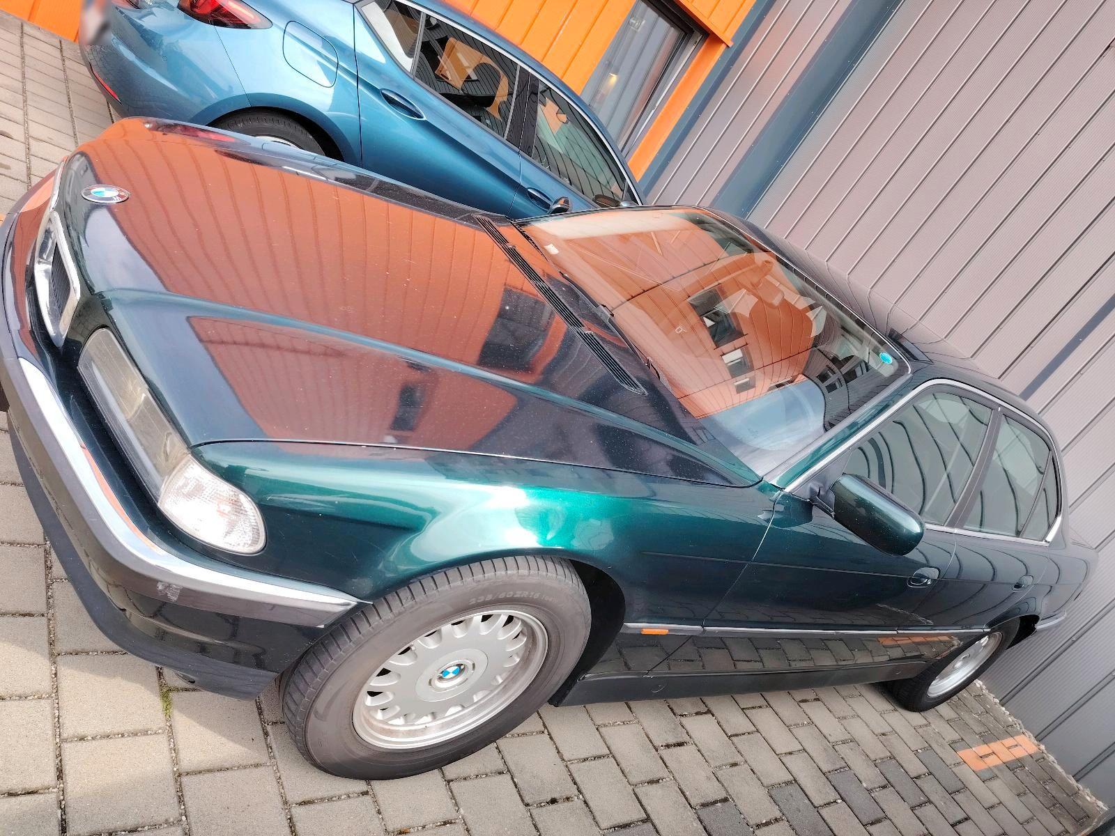 BMW 728