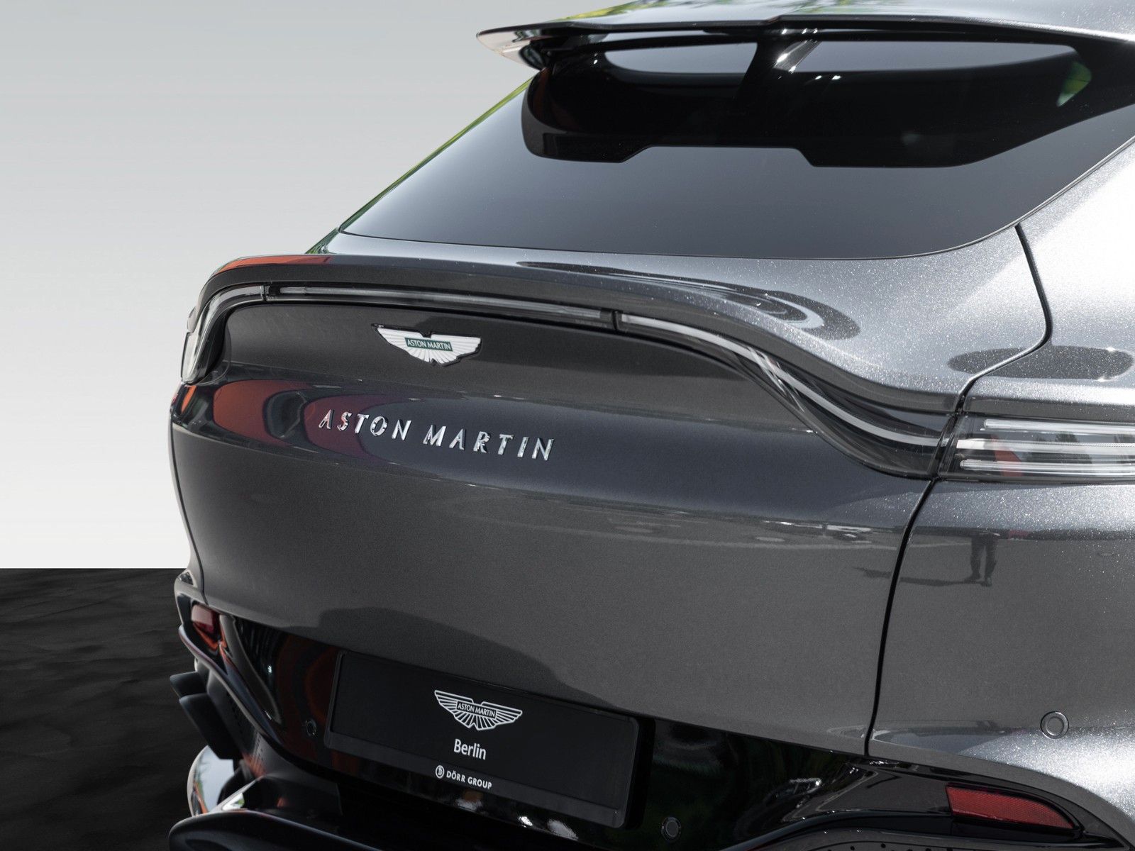 Aston Martin DBX707 | Remote Heat | Signature Paint foto 12