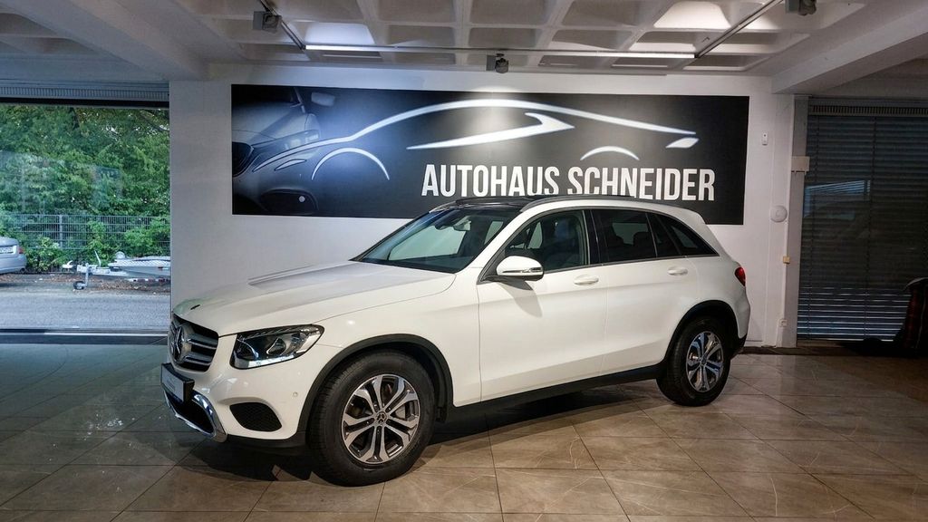 Image of Mercedes-Benz GLC 250