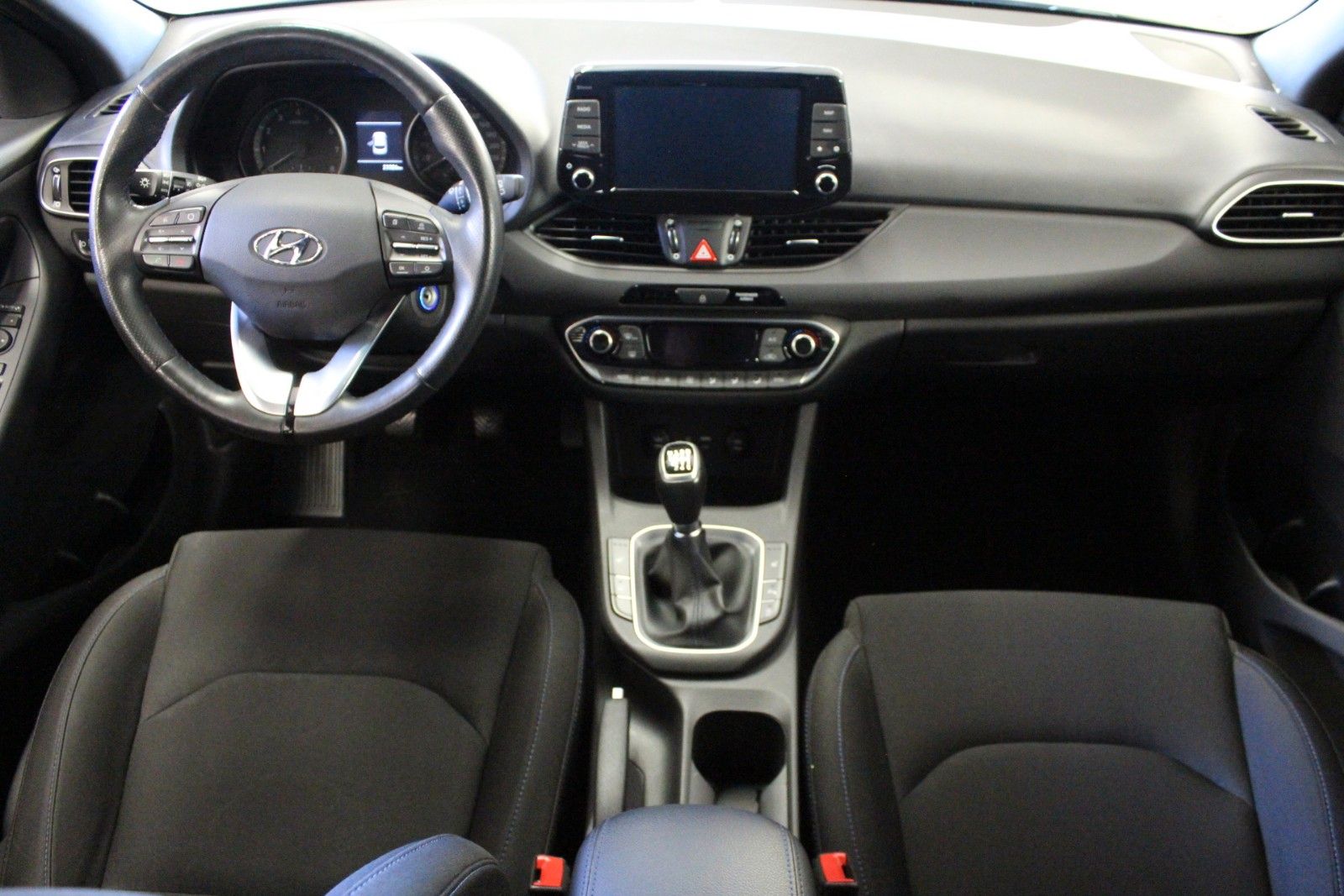 Fahrzeugabbildung Hyundai i30 1.4 I30 Sondermodell Yes!  AHK *