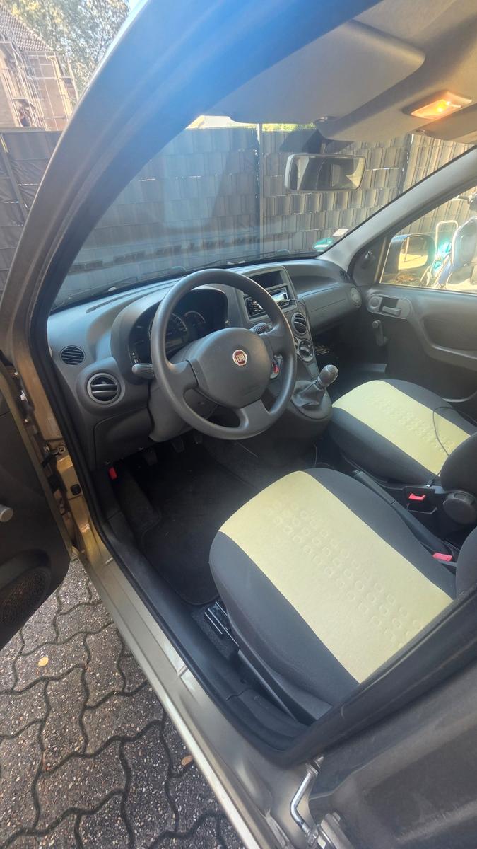 Fiat Panda  12.000 km und frischen tüv