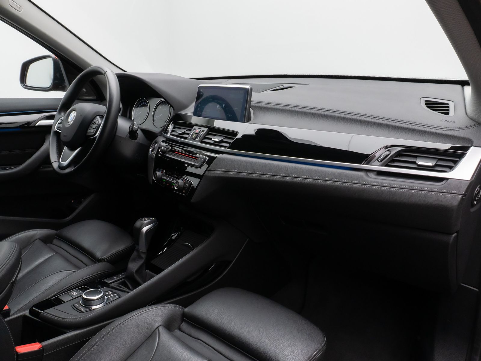 Fahrzeugabbildung BMW X1 xD25e Sport Line H/K Memory ParkAss DAB Leder