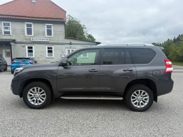 Toyota Land Cruiser - 3