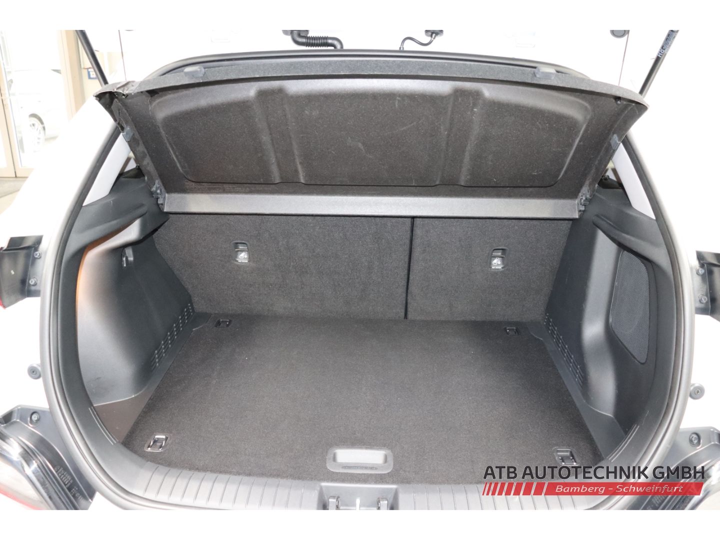 Fahrzeugabbildung Hyundai KONA Elektro Edition 30+ 39,2kWh 2WD 95,6% SOH N