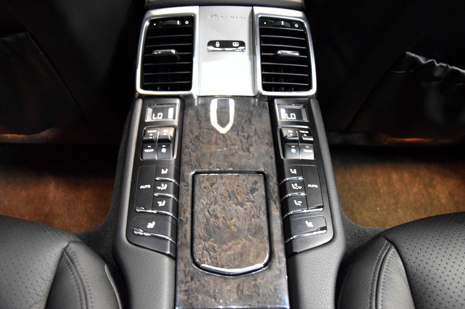 Fahrzeugabbildung Porsche Panamera Diesel ACC Bi-Xenon Kamera Sp.Chrono