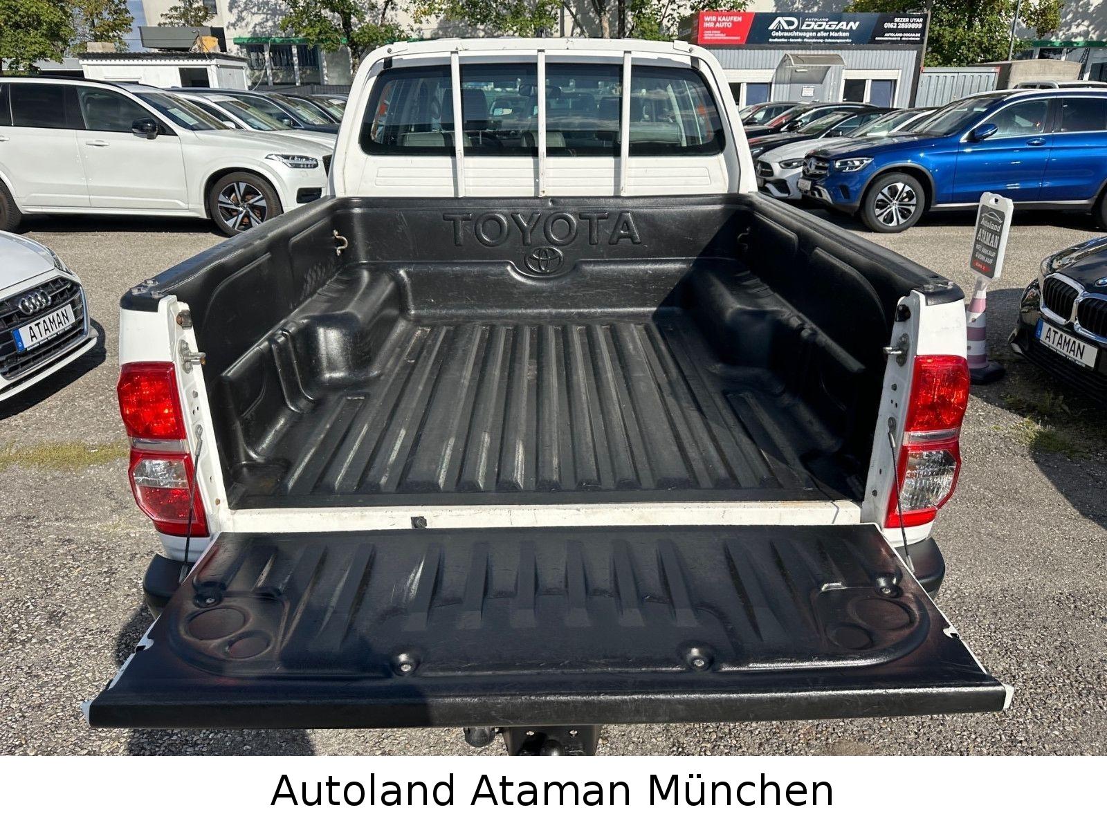 Toyota Hilux Double Cabine 2.5D 144ch - 2 ème main - Carnet entretien - Attelage - Bluetooth