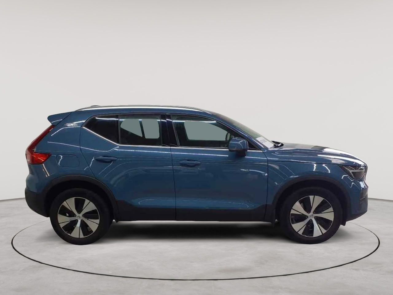 Volvo XC40 T4 Recharge DKG Plus Bright imagem 3