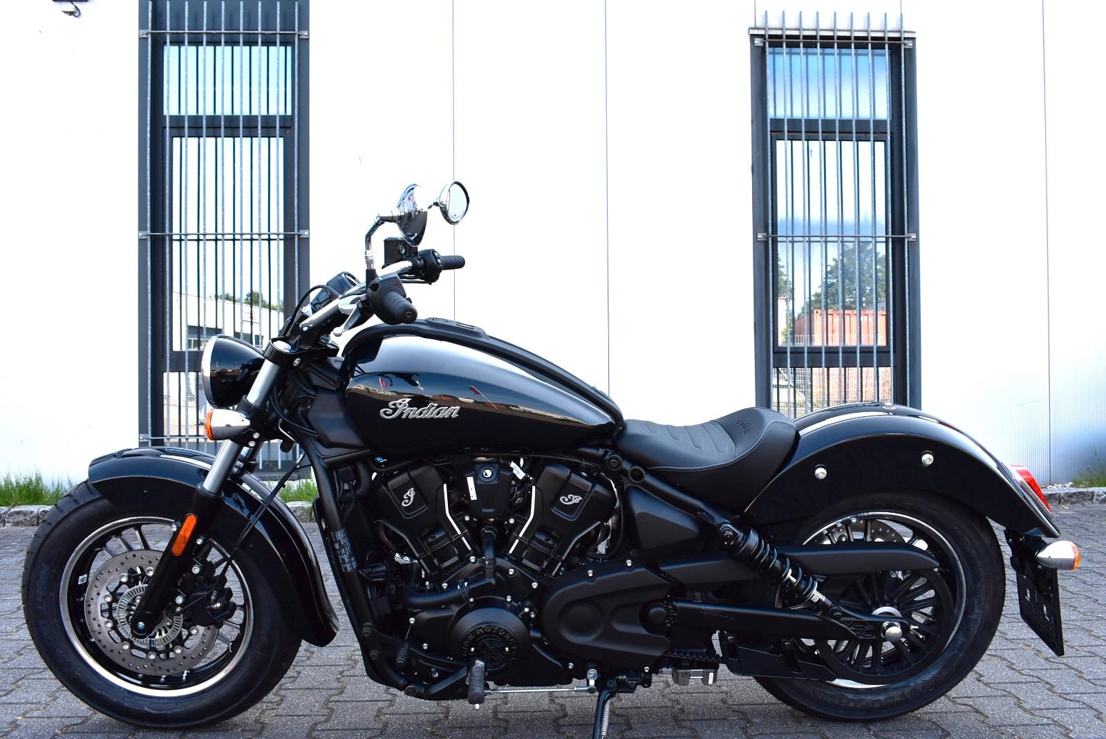 Indian Scout Sixty Classic Black