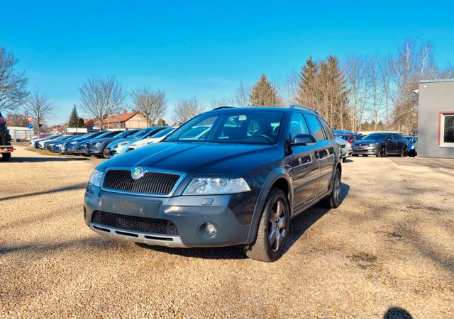 Skoda Octavia Combi Scout 4X4*SZH*Klima*LMF*PDC*Temp*