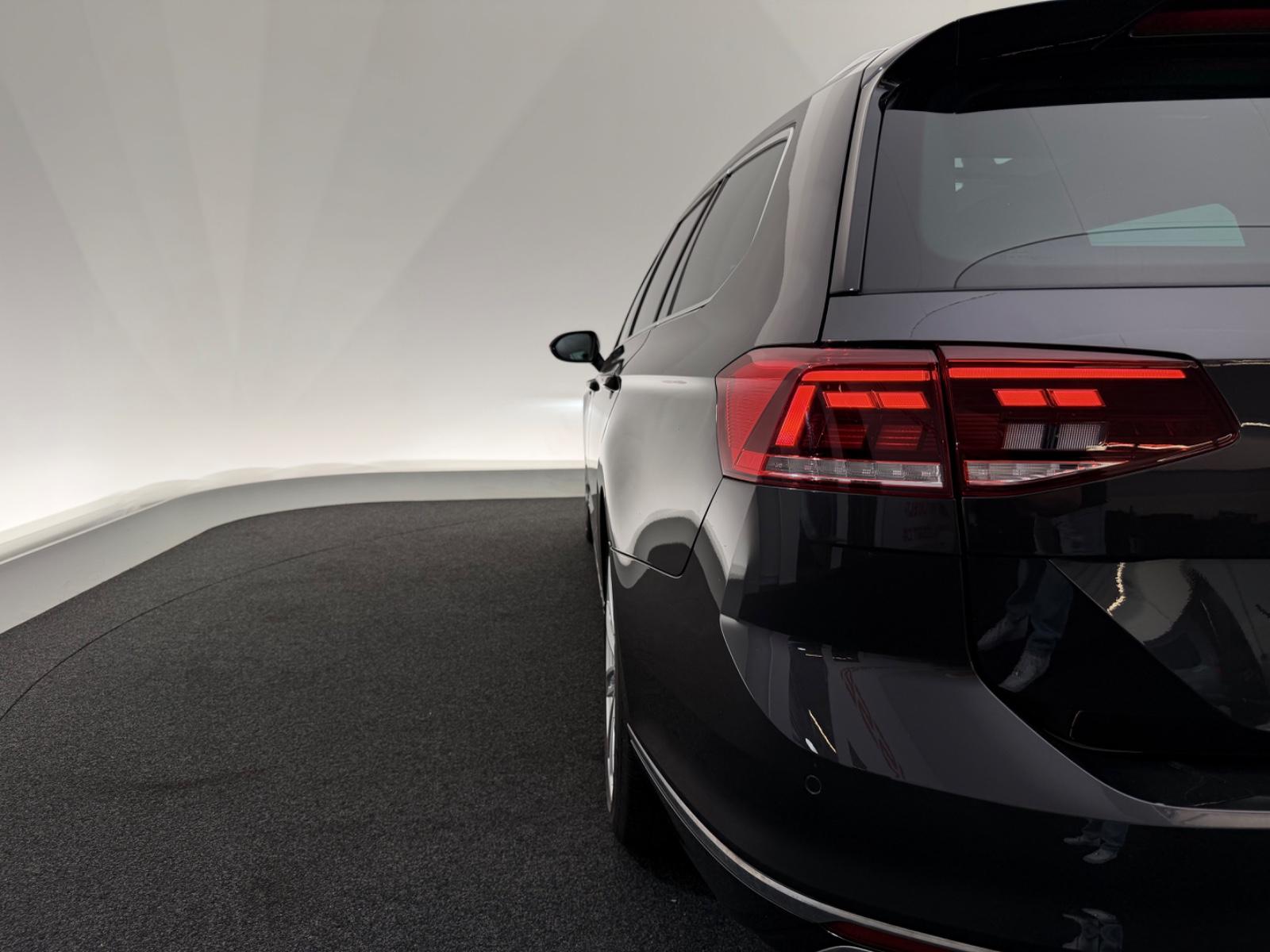 Volkswagen Passat 2.0 TDI*R LINE*LED-R.KAM-PANO-ACC, миниатюра 9