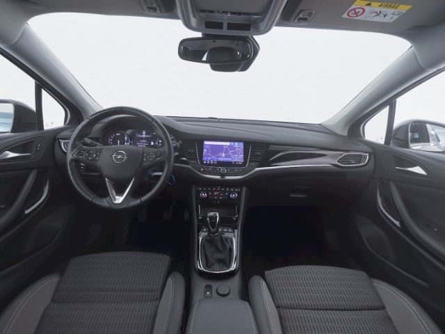 Astra K ST ELEGANCE+ANHÄNGERKUPPLUNG+LED MATRIX+