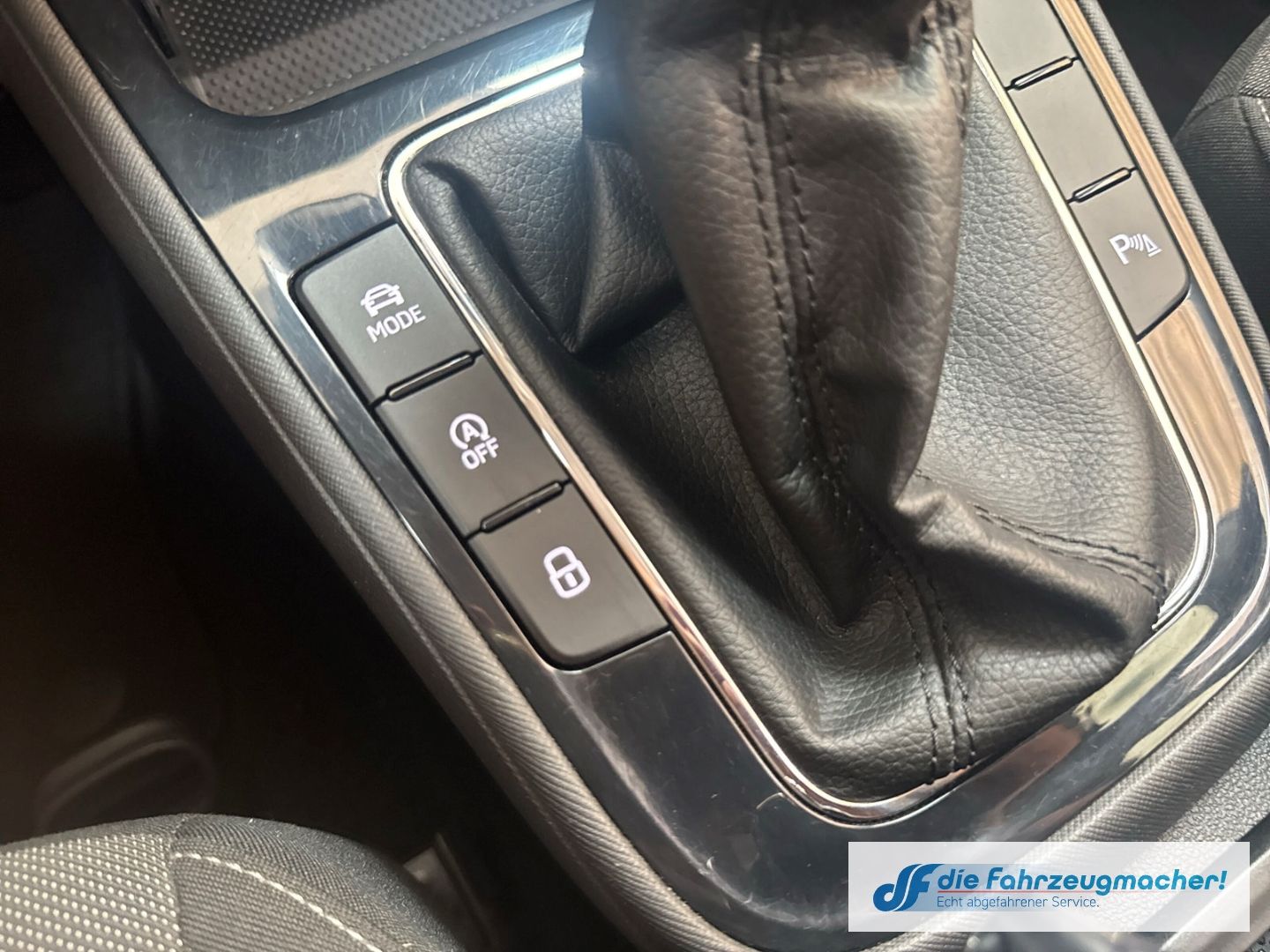 Fahrzeugabbildung SKODA Fabia Selection LED Sperrdiff. ACC Apple CarPlay