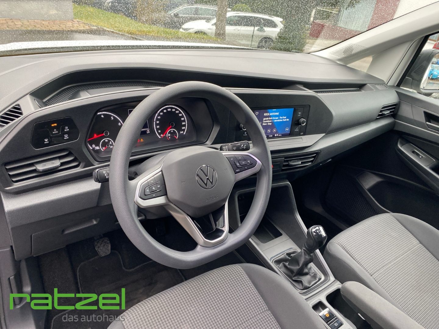 Fahrzeugabbildung Volkswagen Caddy Basis Kasten Cargo KR 1.5 TSI DAB Tel.-Vor