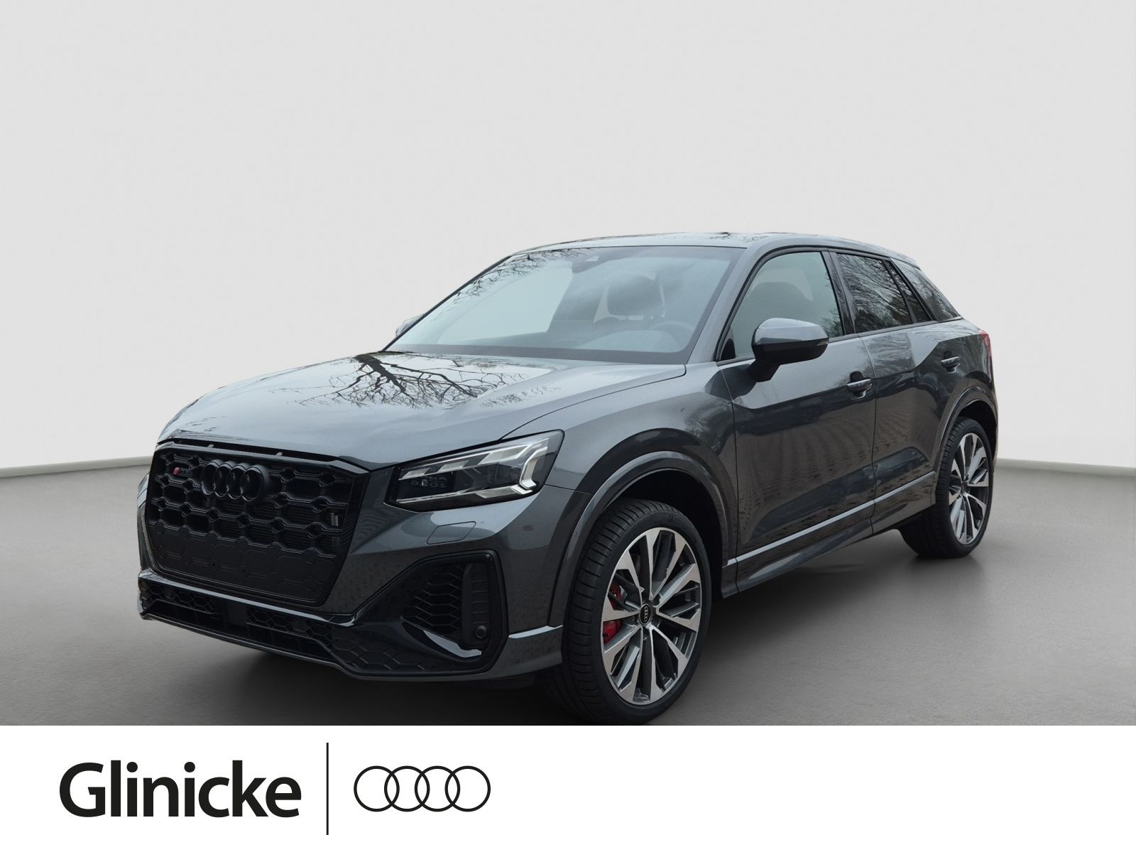 Audi SQ2 TFSI 221(300) kW(PS) S tronic