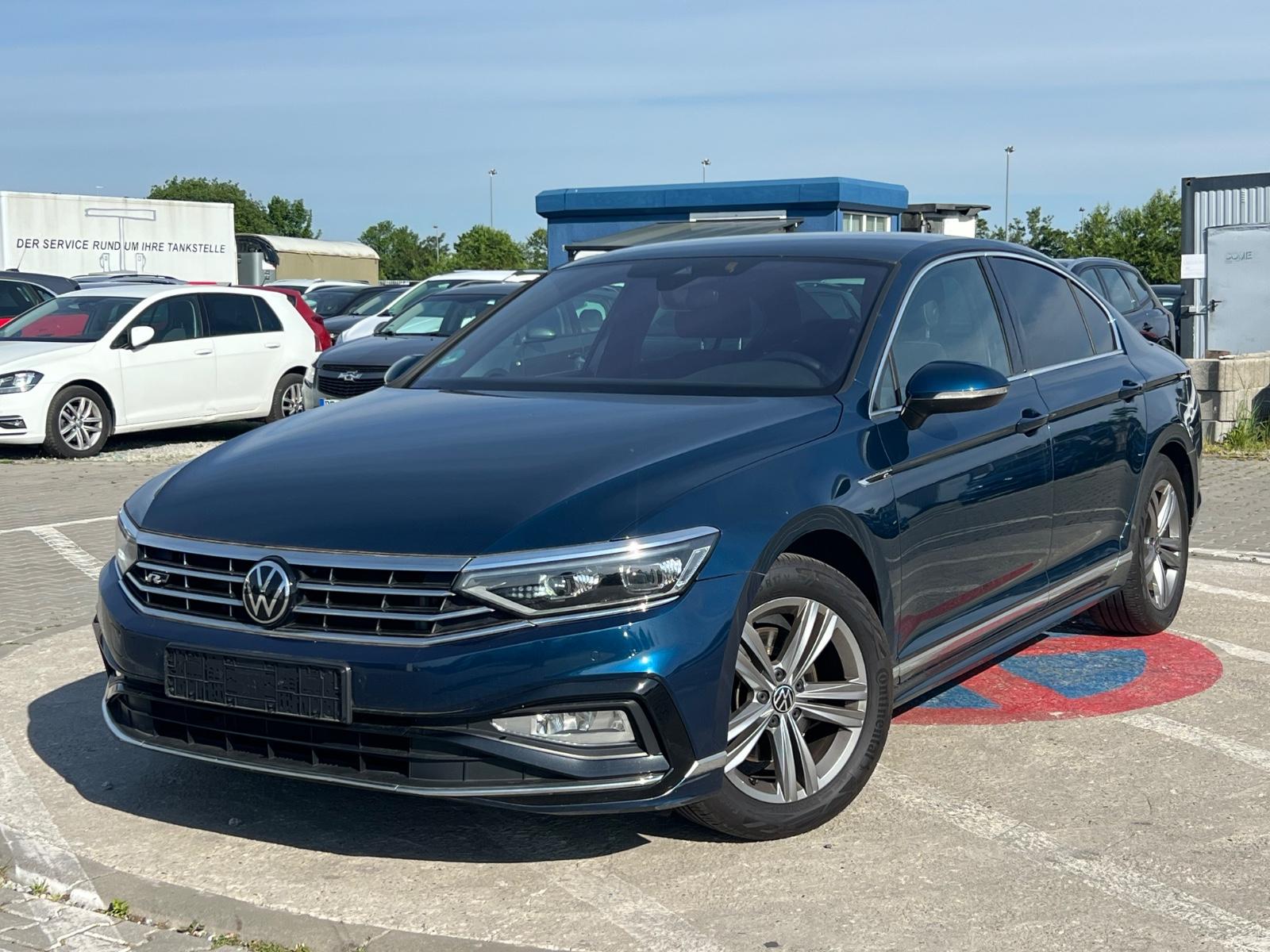 Volkswagen Passat R-Line ACC*KAM*LED