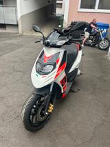 Aprilia SR50 - APRILIA SR 50