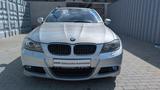 BMW 325d Touring LCI MPaket AHK SHZ PDC Pano Keyless - BMW 325 aus 2009 mit Diesel-Antrieb: Kombi