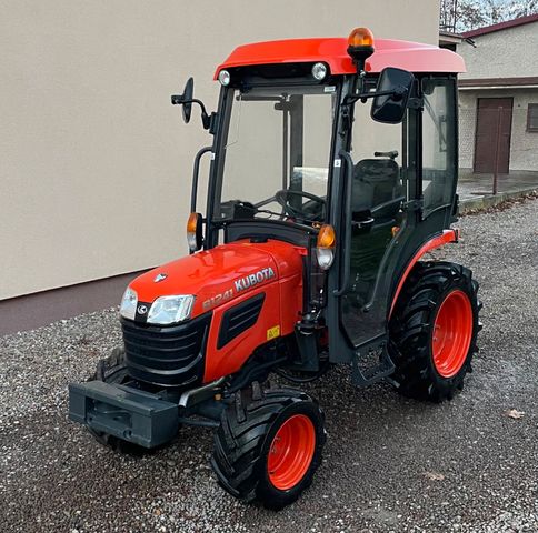 Kubota B 1241 , TOP, 89 H, 4x4 , Kabine