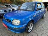 Nissan Micra 1.0 Scheckheft gepflegtes Rentnerauto - gebrauchte Nissan Micra aus dem Jahr 2000