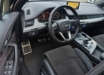 Audi Q7 - 10
