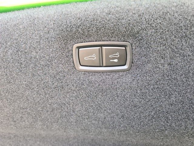 Fahrzeugabbildung Audi e-tron GT RS MATRIX Laser Assitenz Plus Sportsit