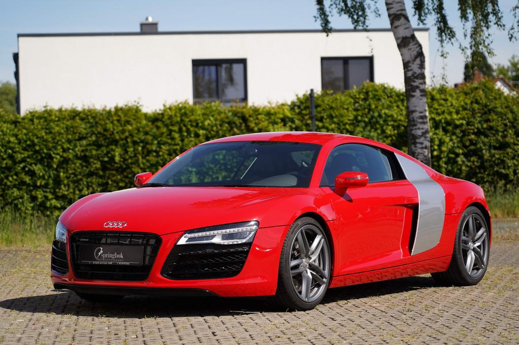 Audi R8