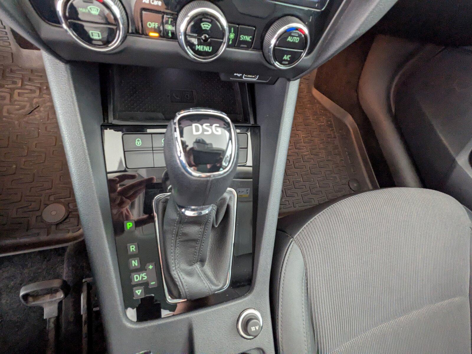 Skoda Octavia 1.5 TSI ACT Style LED+NAVI+SHZ+PDC+Klima