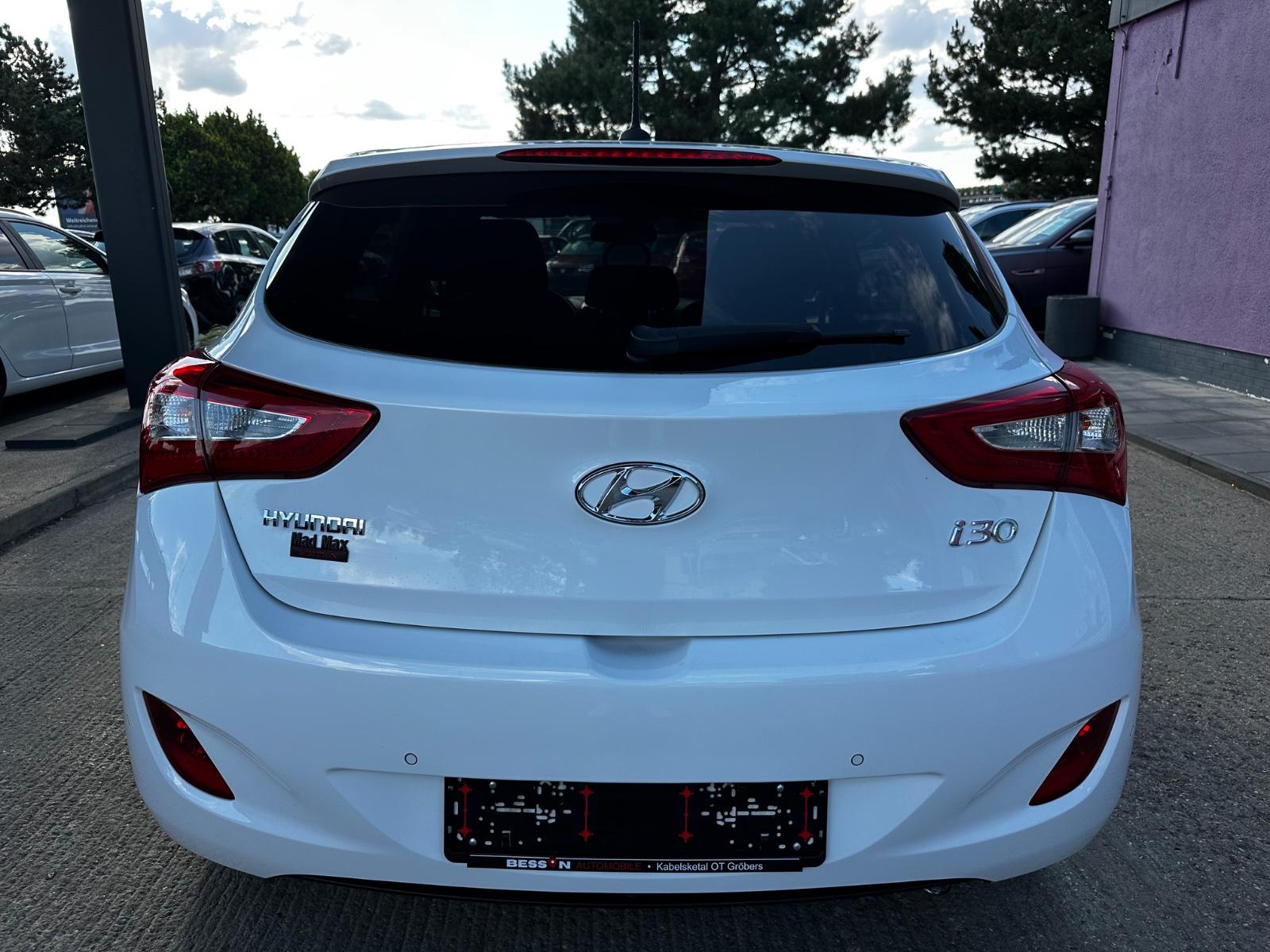 Hyundai i30 blue Passion Plus "KAMERA"NAVI"SHZ"LHZ"