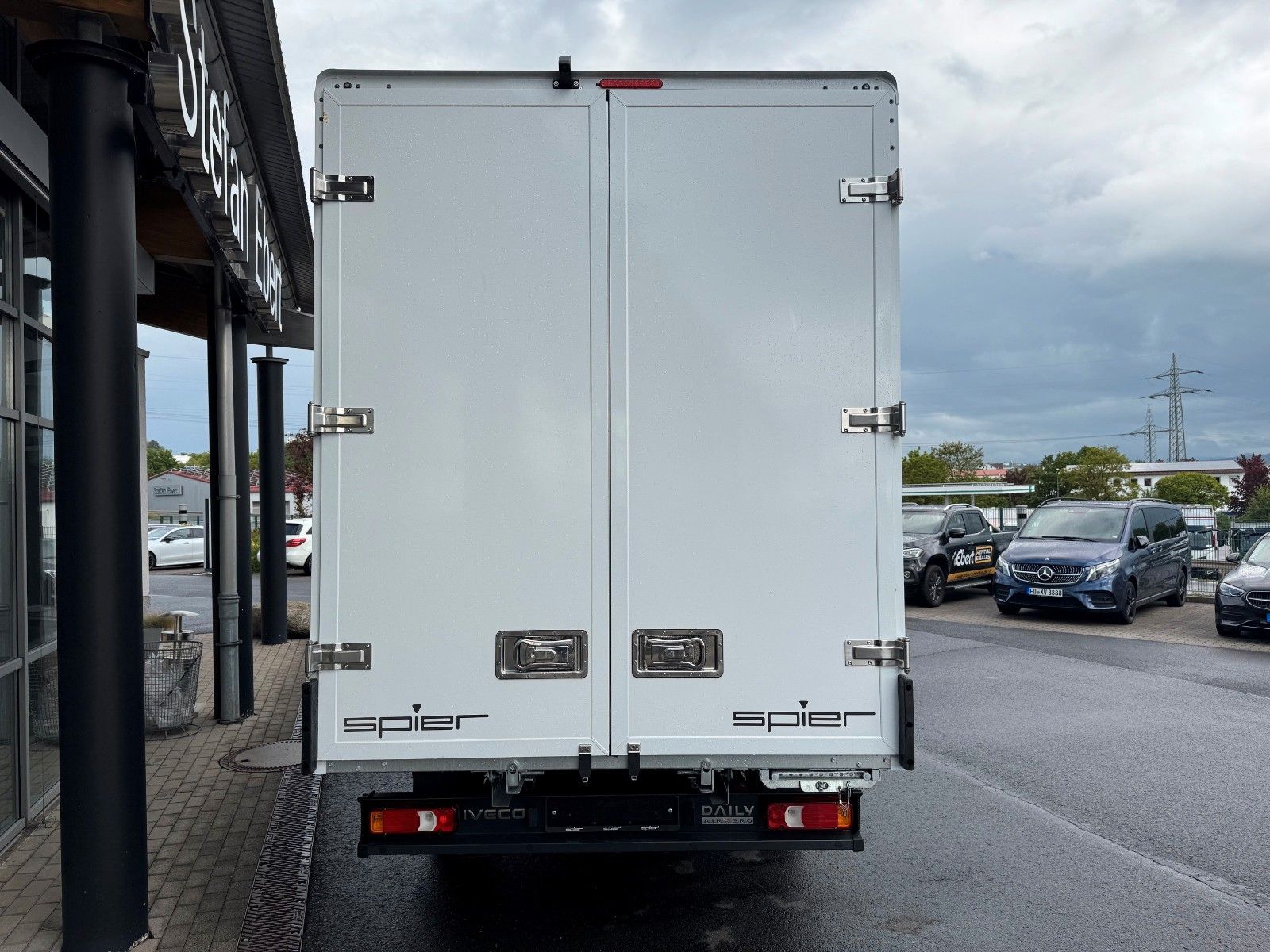 Fahrzeugabbildung Iveco Daily 35S16 A8 *R4.100mm*Automatik*Kamera*SPIER*