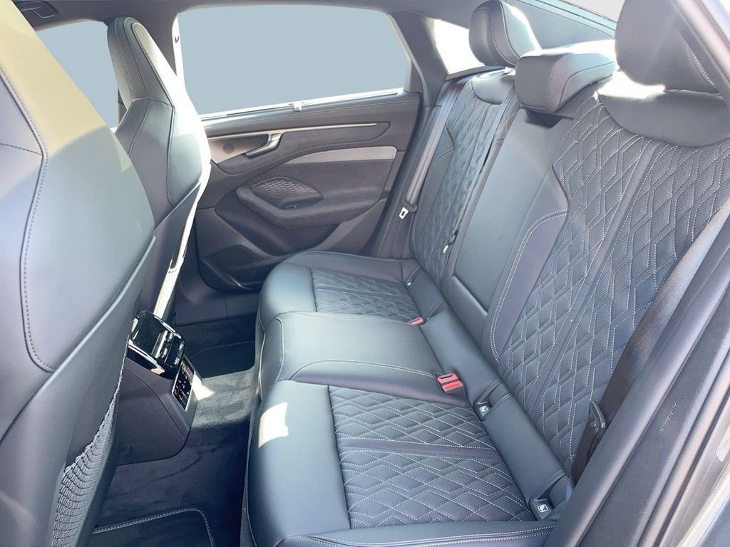 Audi A6 - Bild 16