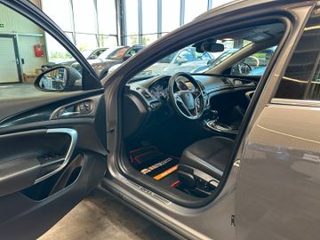 Opel Insignia A Sports Tourer Innovation *BiXenon*