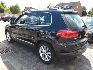 Volkswagen Tiguan - 4