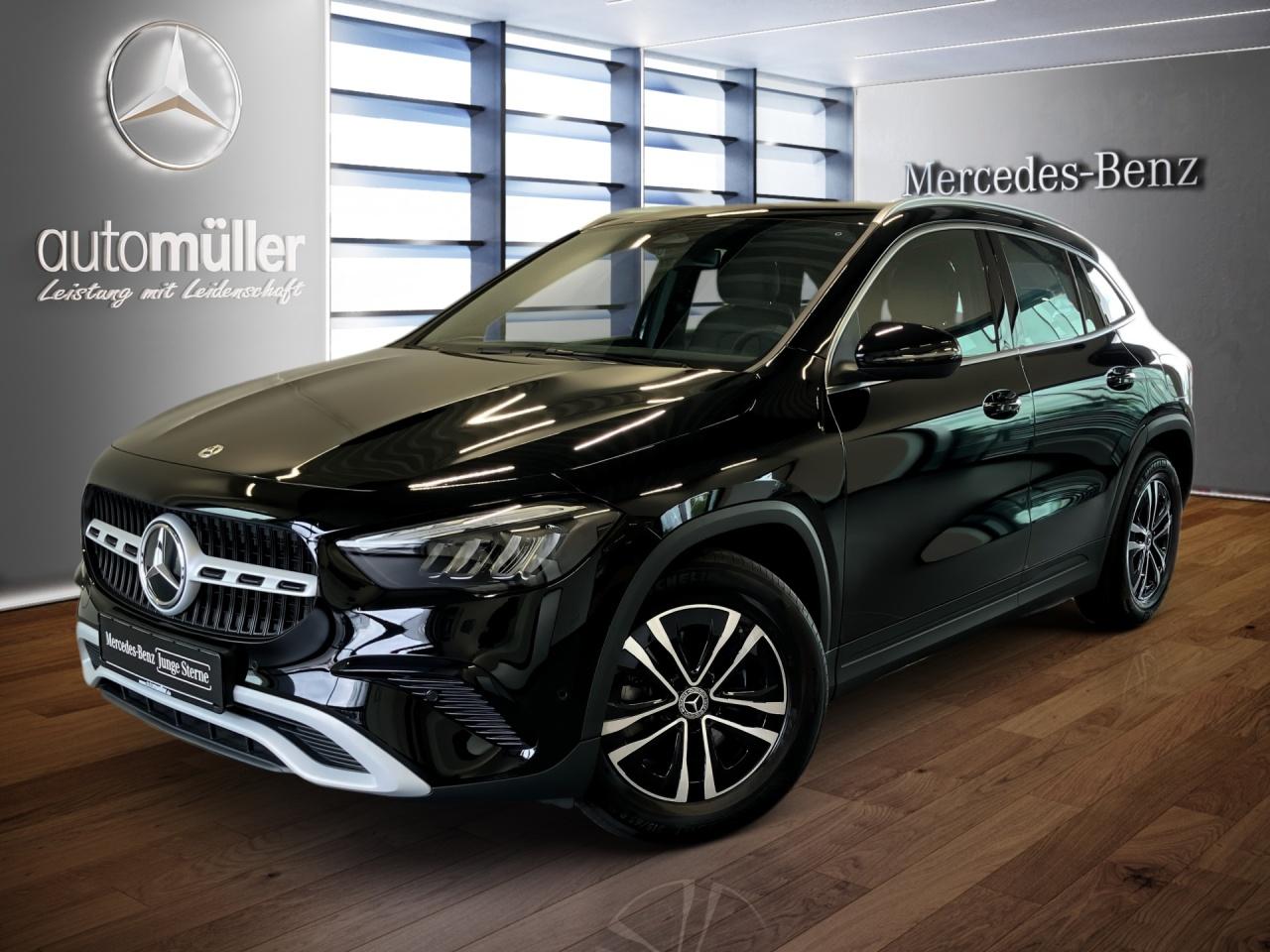 Mercedes-Benz GLA 200 LENKRADHEIZ+KAMERA+LED+