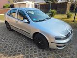 Seat Leon 1,6 16V  TÜV neu! wenig KM ! - Seat aus 2002