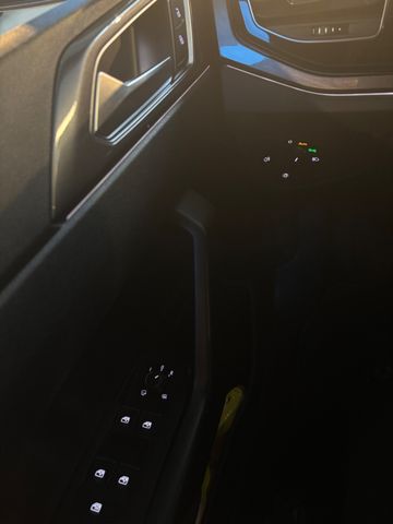 Polo GTI DSG *Matrix*Beats*Navi*Keyless*Alarm*