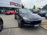 Porsche Cayenne Turbo / Neu Motor 21 von Porsche  - Porsche Cayenne: Motor
