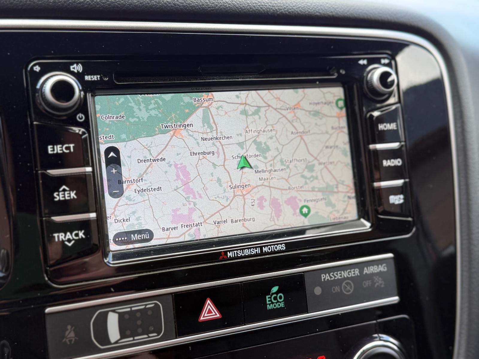 Mitsubishi Outlander 2.0CVT Active+ I LED I KAM I AHK
