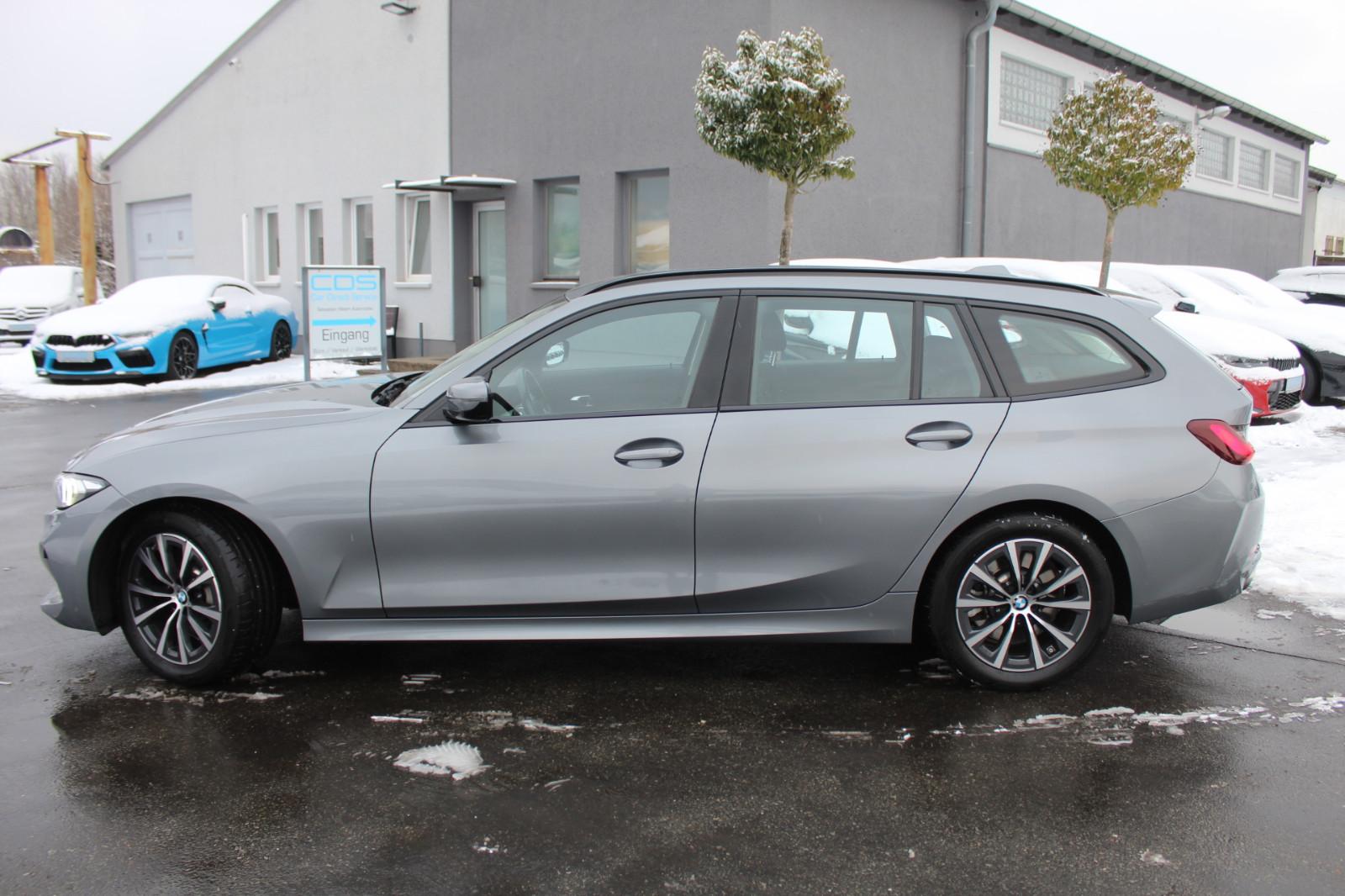 BMW 330d xDrive Tour.+HUD+Lenkradh.+17Z+Live Cockpit