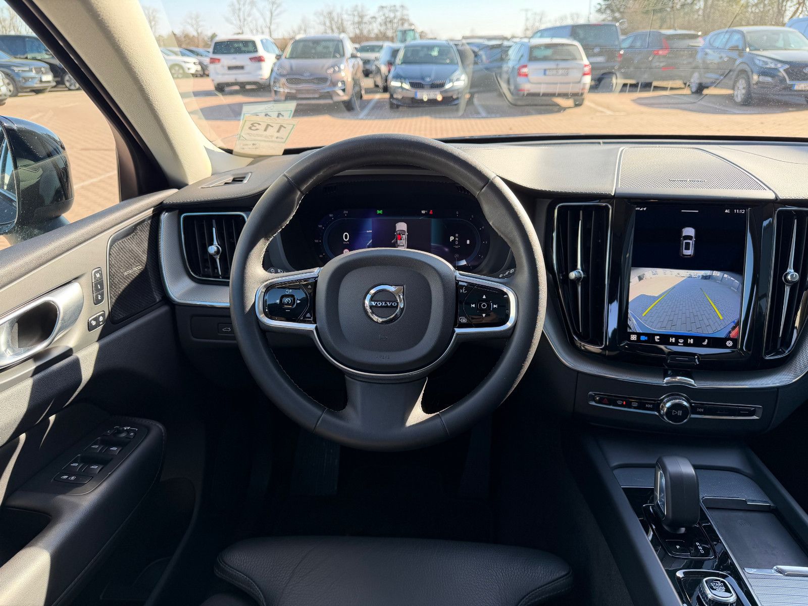 Fahrzeugabbildung Volvo XC60 B5 D Ultimate Dark AWD*STHZG*PANO*360°*ACC
