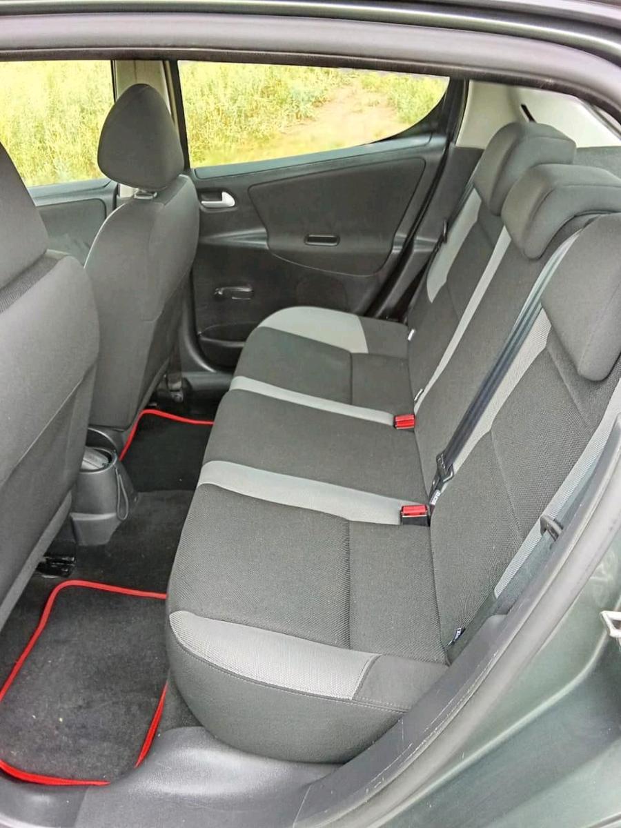 Peugeot 207 2008 — photo 7